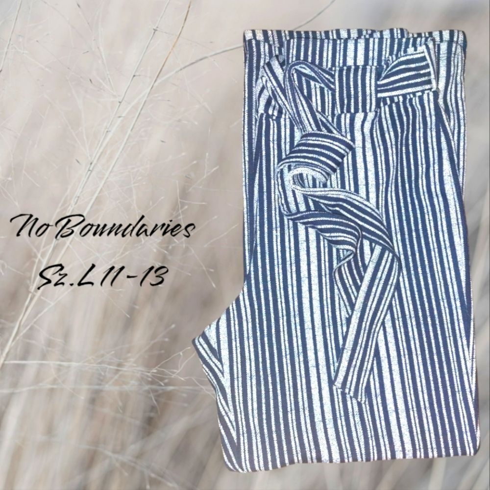 💕5/$18 No Boundaries Dress Pants/Loungewear